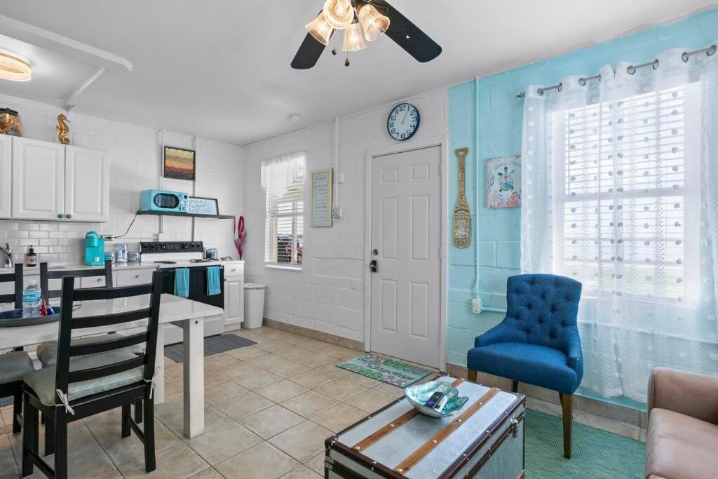 Вилла Mermaids Grotto Waterfront 1Br Apt With Bay View Тампа Экстерьер фото