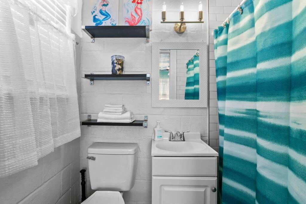 Вилла Mermaids Grotto Waterfront 1Br Apt With Bay View Тампа Экстерьер фото